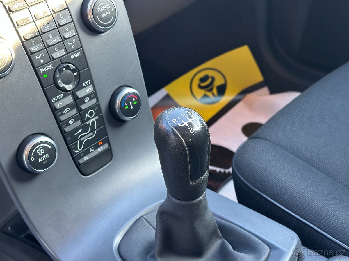 Volvo V50 2011 - 13