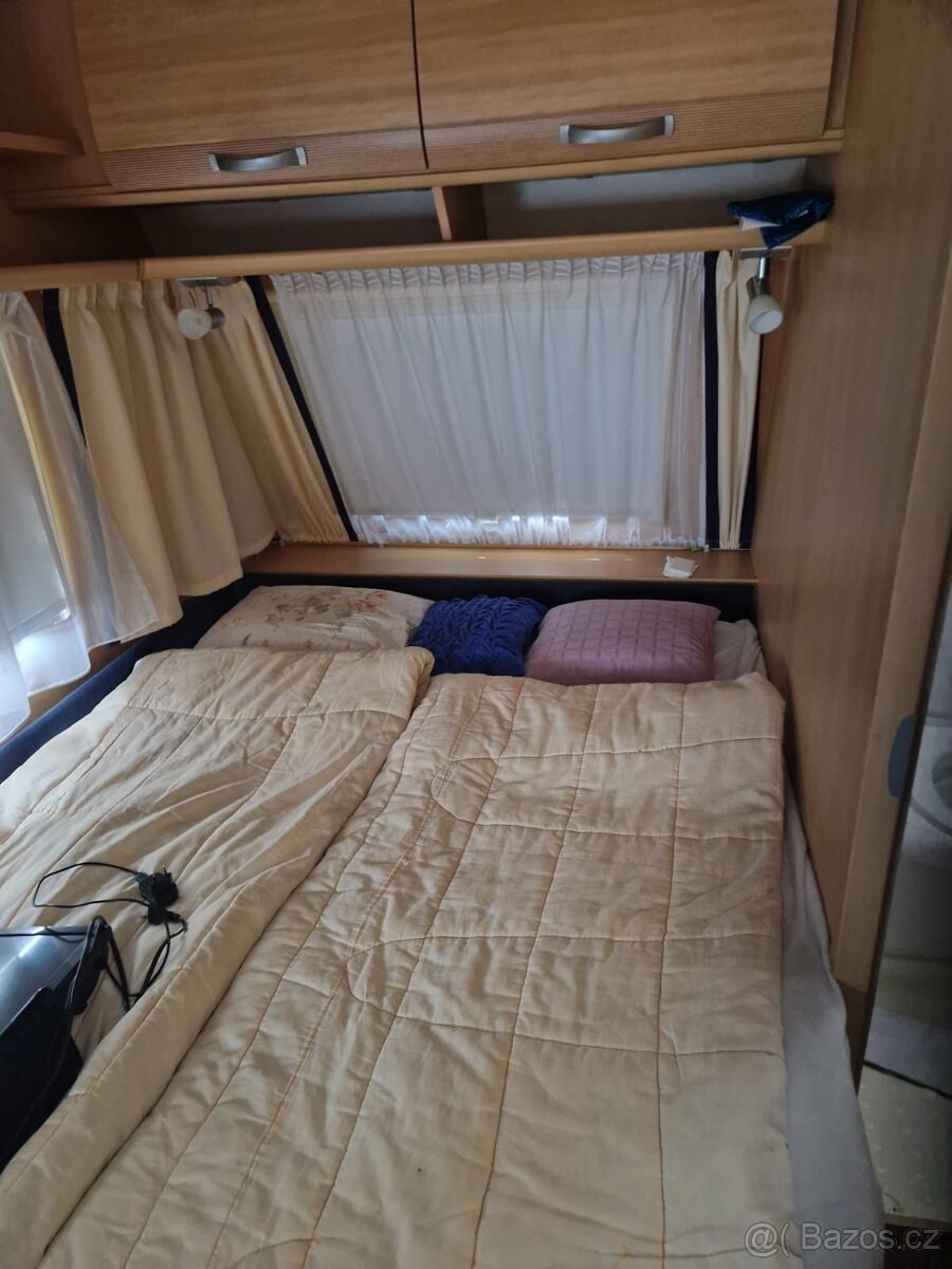 Karavan na Lipně Dethleffs Camper - 13