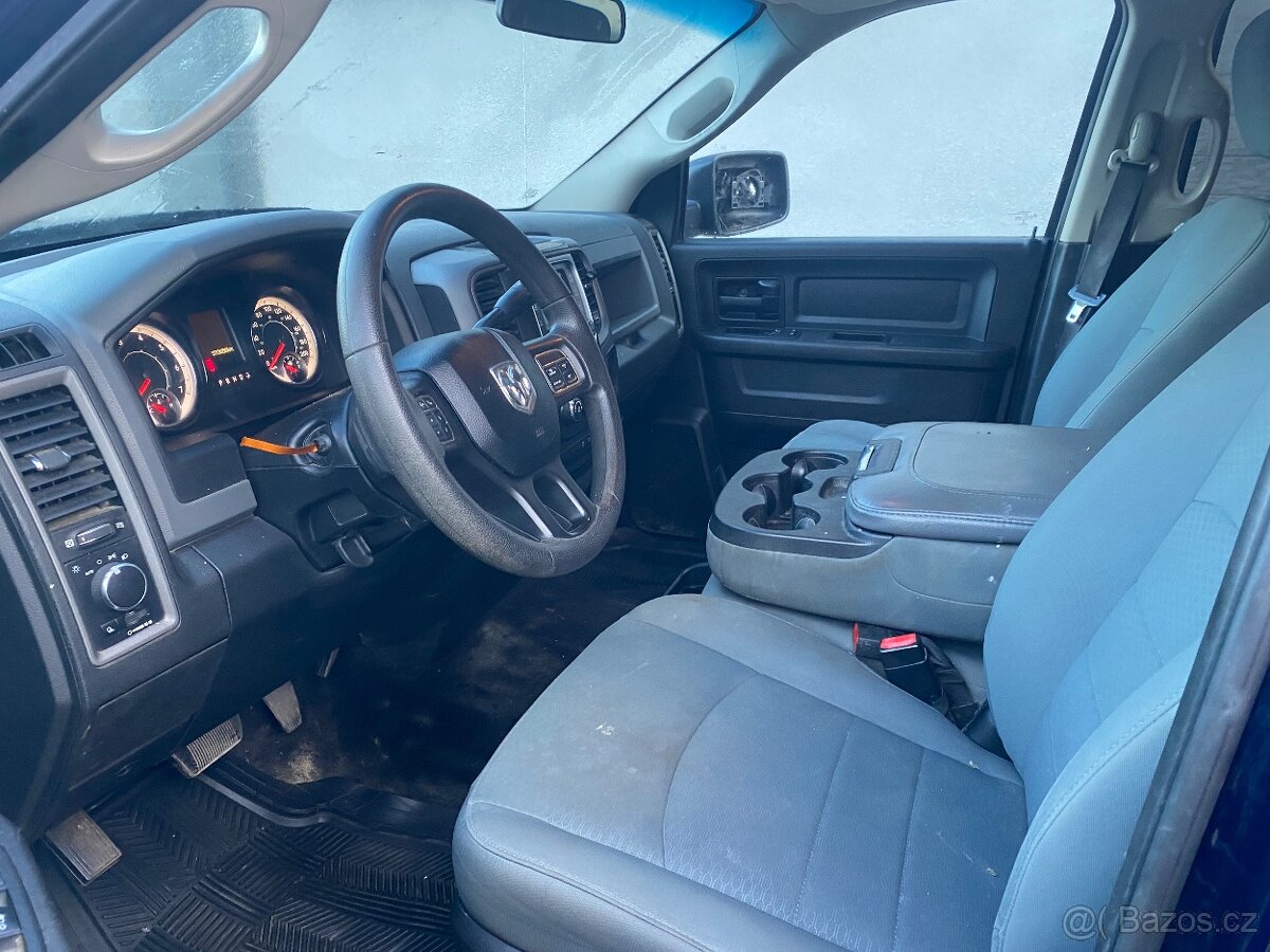 Dodge Ram 5.7 2017 Dovuz Kanada pojizdny - 13