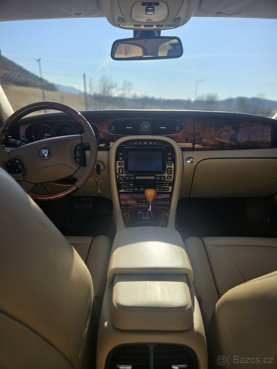 Jaguar XJ 2,7d X350 - 13