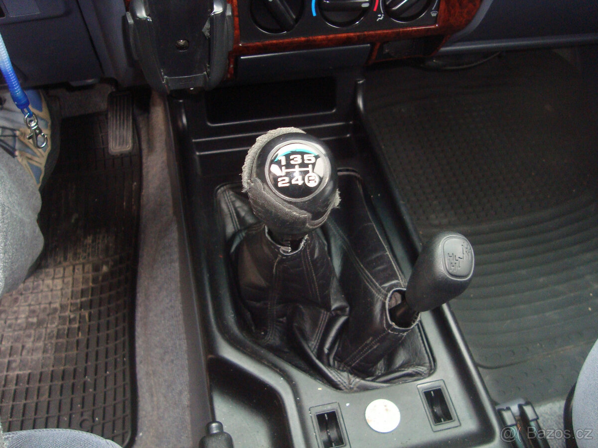 Toyota Land Cruiser 3,0D 4x4 - 13