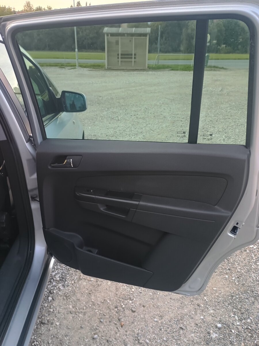 Opel Zafira 1,7 cdti 2014 - 13