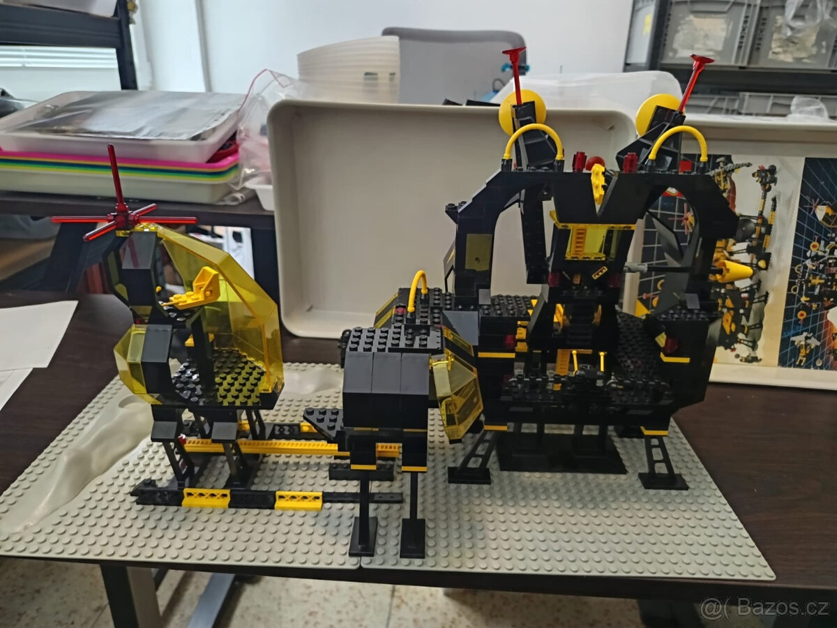 LEGO Space 6987 Message Intercept Base +návod - 13