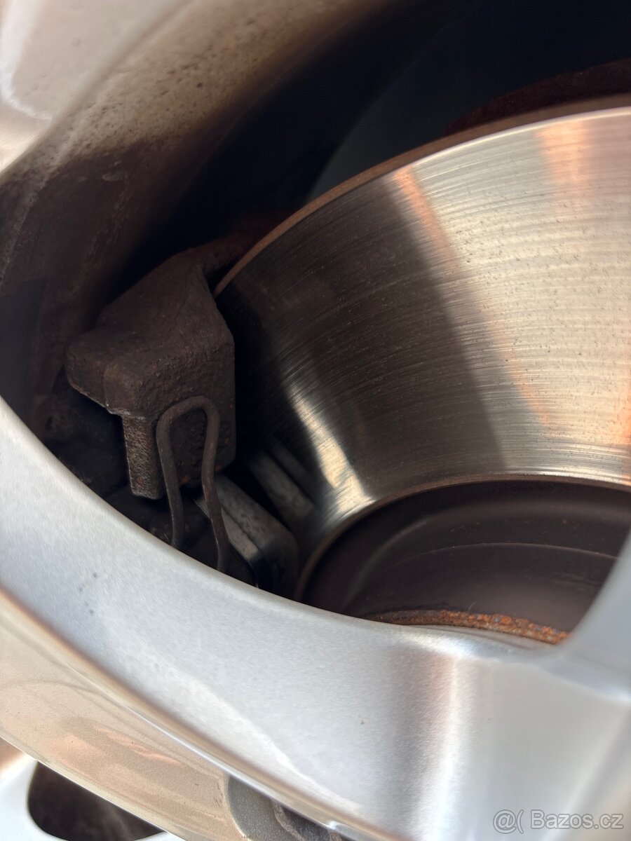 Škoda Superb DSG, 2.0 103kW, 2.majitel, pečlivě servisováno - 13