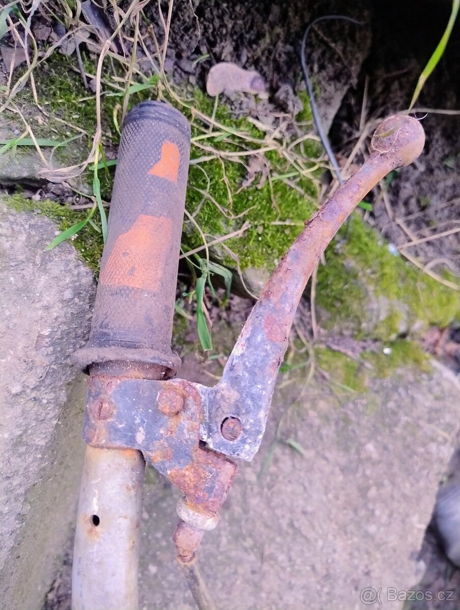 Jawa pionýr díly - 13