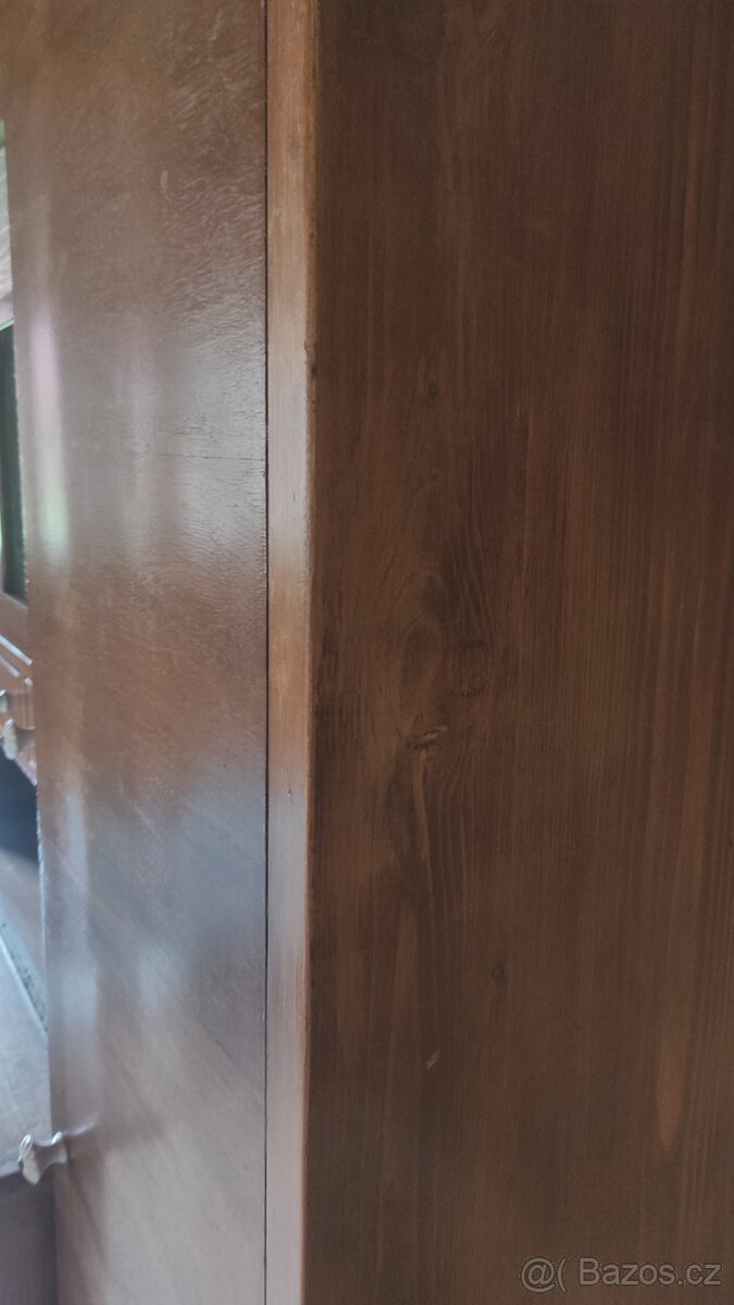 Starý kuchyňský kredenc - 13