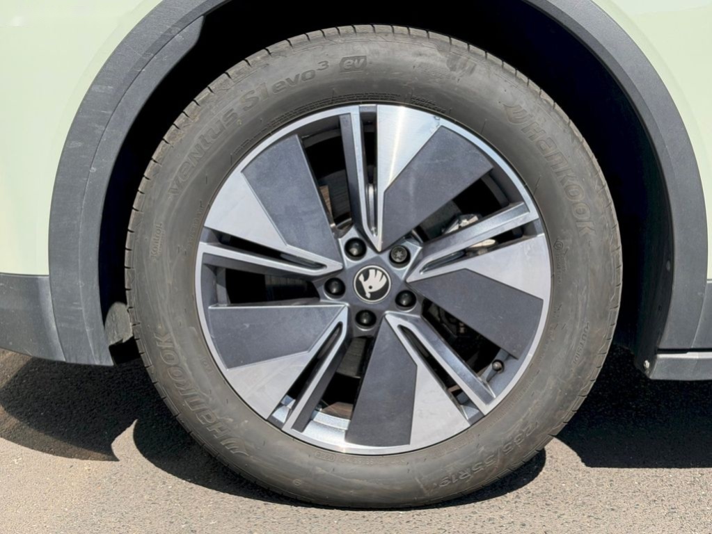 Škoda Elroq,SELECTION 60 63/150 KW - 13