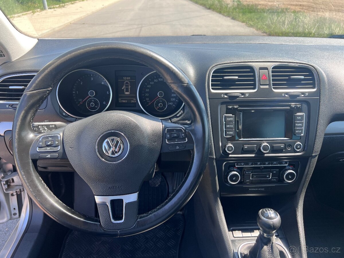 Volkswagen golf 1.6TDI+zimáky - 13