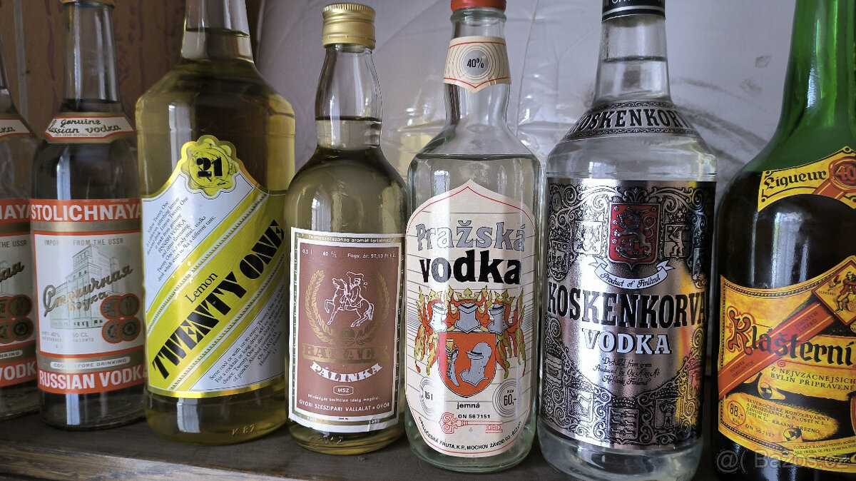 Alkohol - vodka, griotte, myslivec, žitná, režná, gin - 13