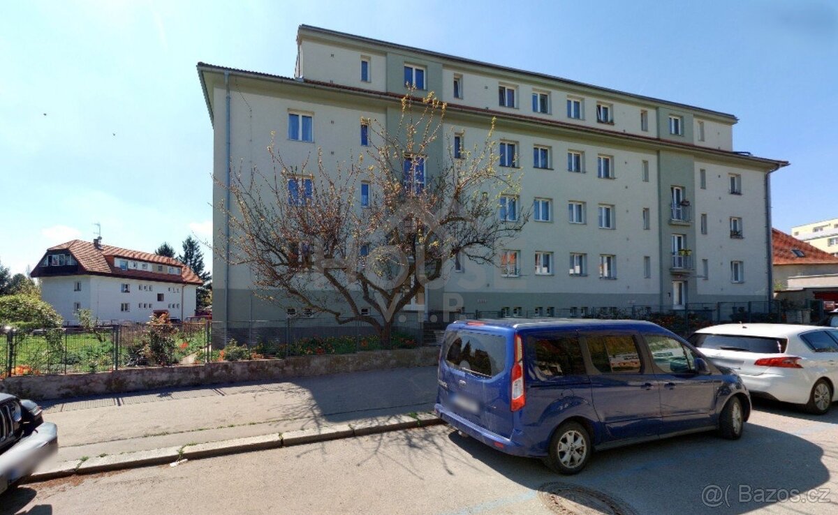 Prodej bytu 3+kk po rekonstrukci, se zahradou, Praha 6 - Ruz - 13