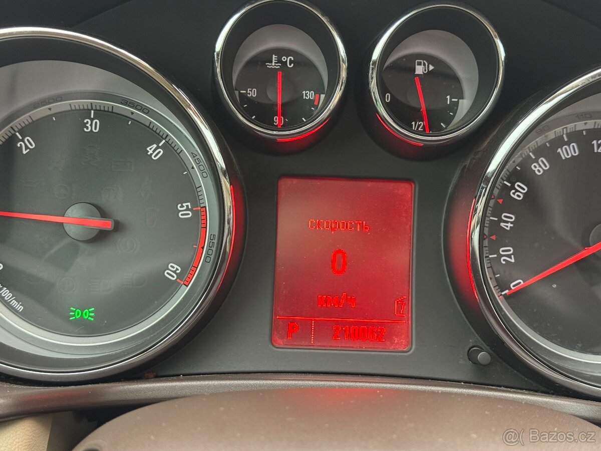 Opel Insignia Sport 2.0 2011 - 13