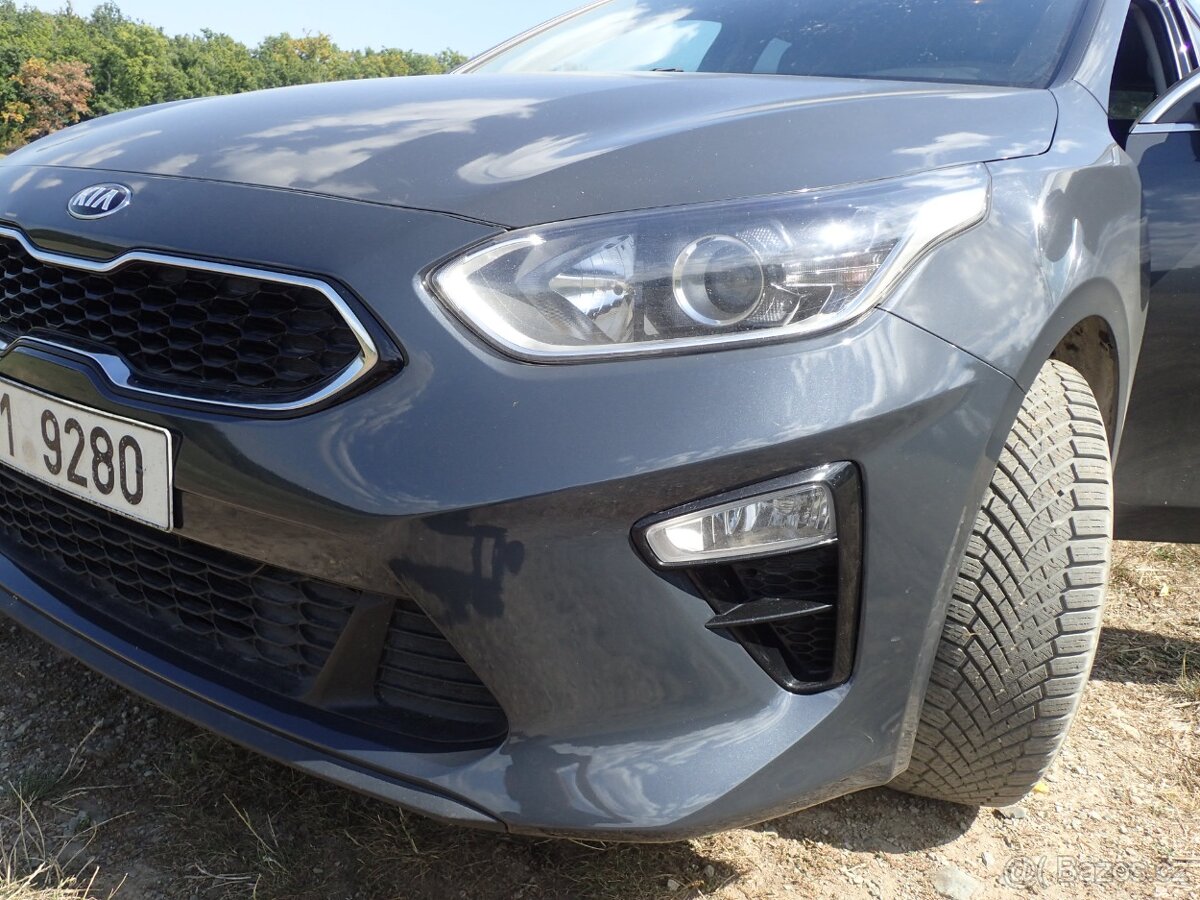 Kia Ceed SW 1,6CRDi 100kw ,Exclusive,11/2018 ČR - 13