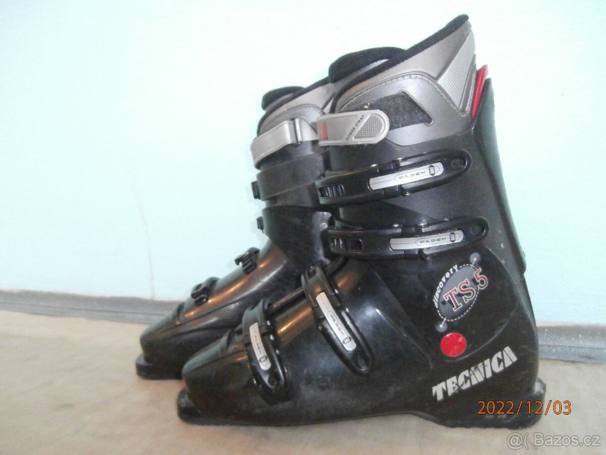 Lyže, vázání, přeskáče a hůlky - 13