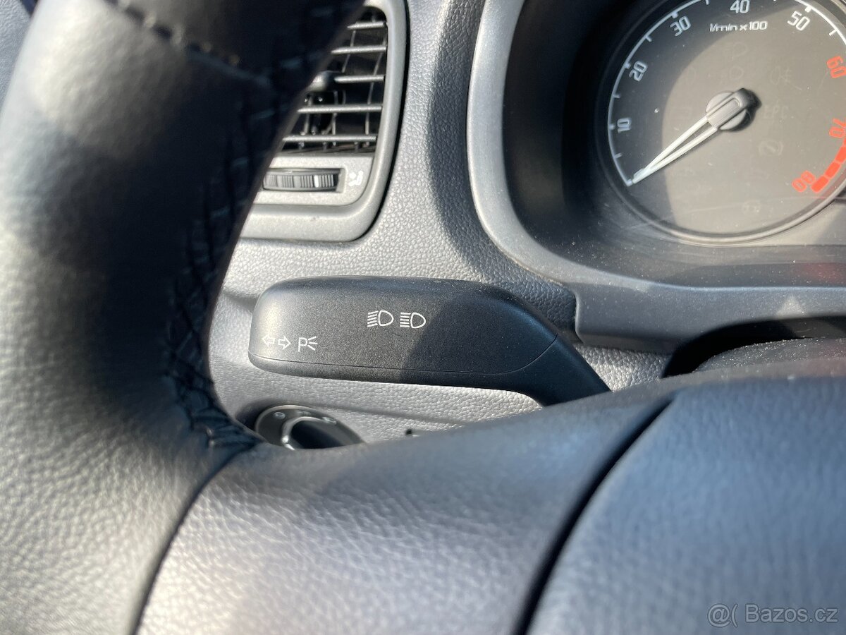 Škoda Fabia 1.2 i DPH Klima, Centrál, ASR - 13