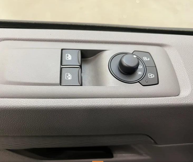 Transporter Kombi 2,0 TDI 8AUT DR - 13