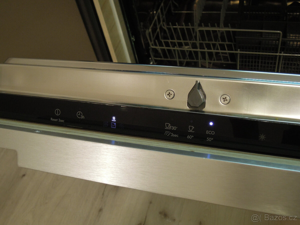 IKEA LAGAN vestavěná dotyková myčka 60 cm automatické dvířka - 13