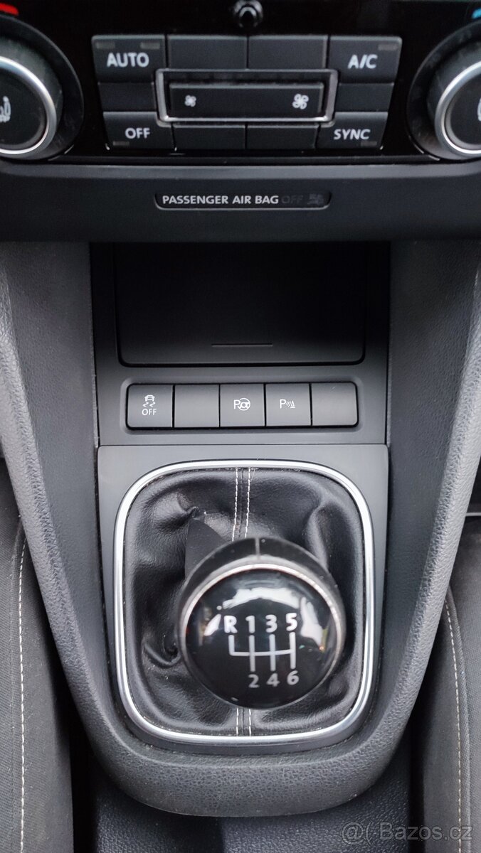 Volkswagen golf VI 2,0 TDI MATCH - 13