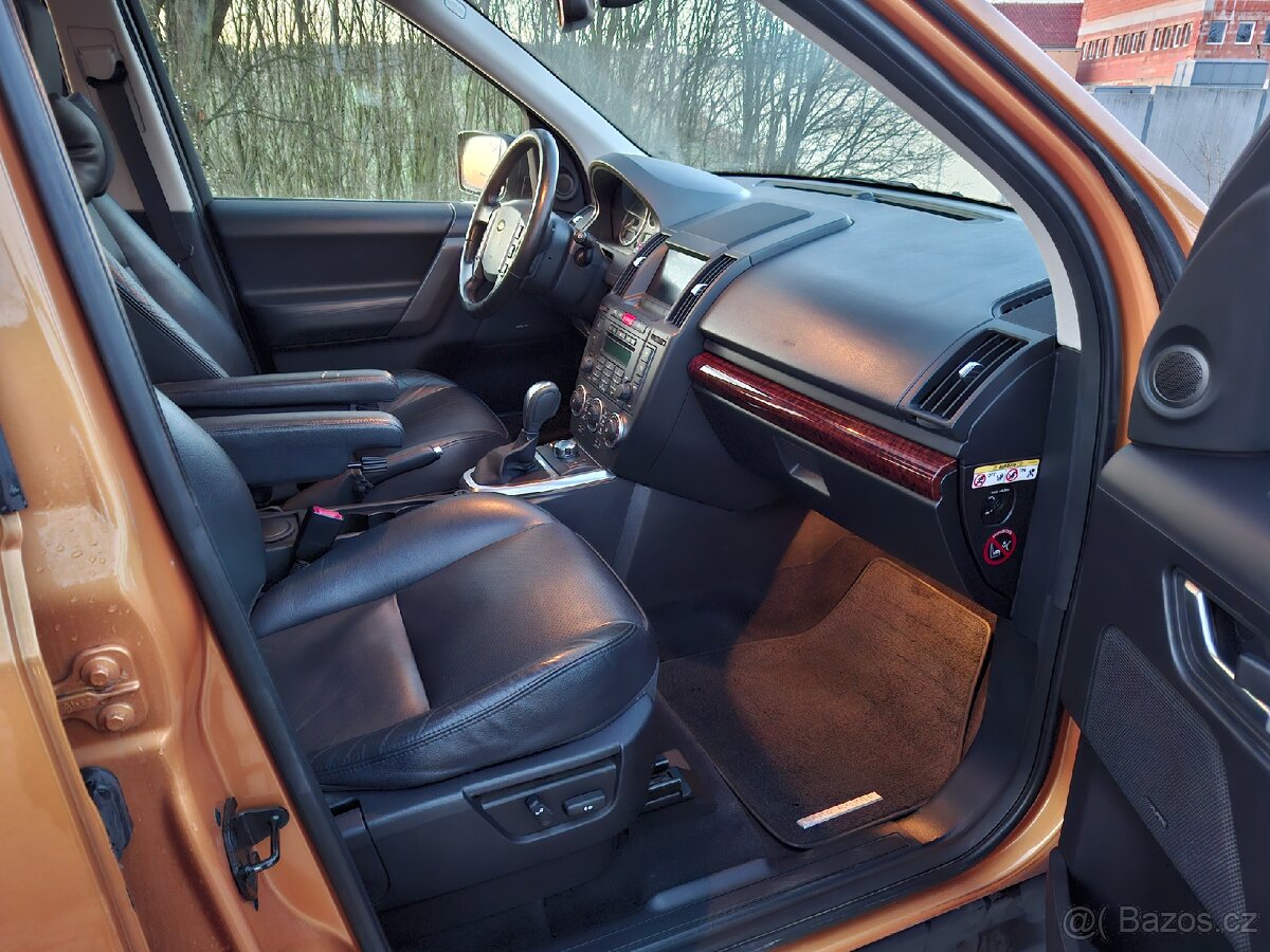 Land Rover Freelander 2 - 13