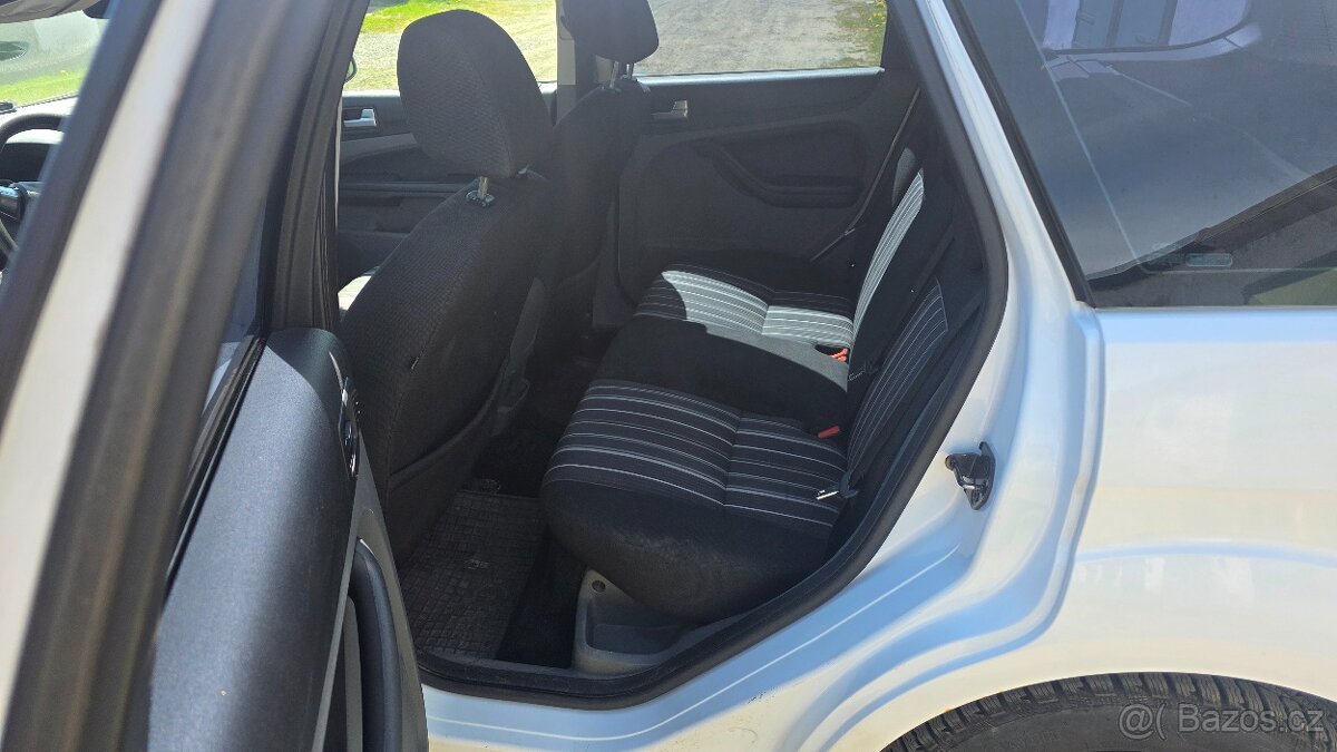 Ford focus MK2 1.6 - 13