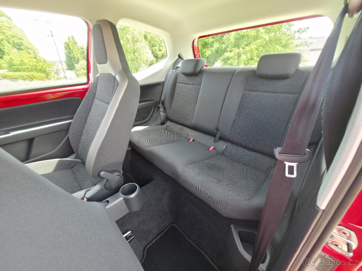 VW UP 1.0MPI/55kw-senzory-klima-serviska - 13