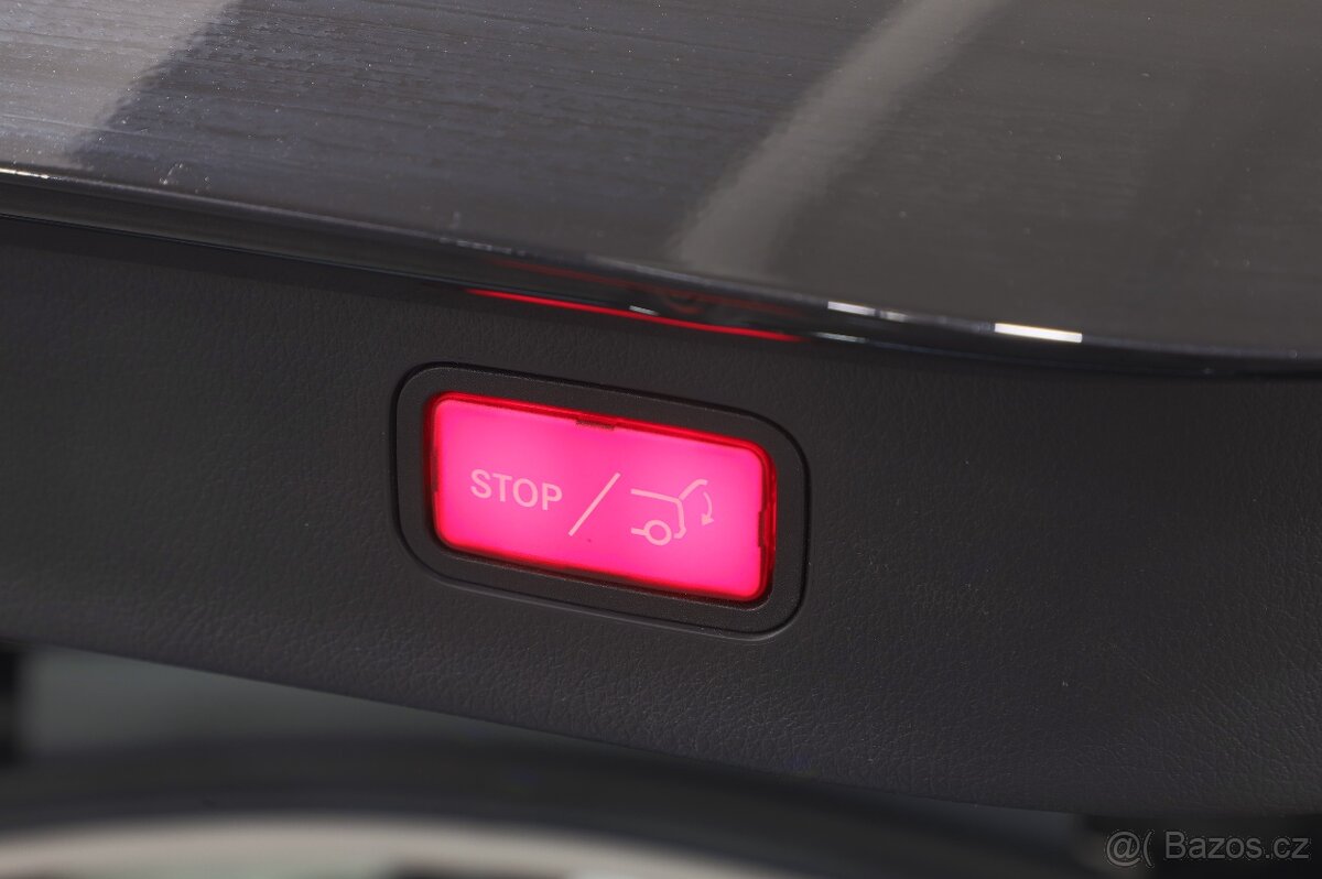 Mercedes-Benz C 300eT 66tkm - otevřeno celý víkend do 20:00 - 13