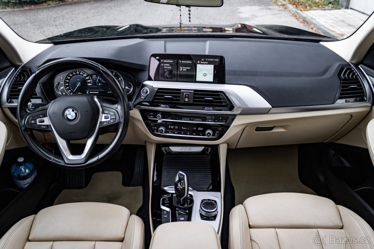 BMW X3 xDrive20d 140kW / Panoráma / - 13