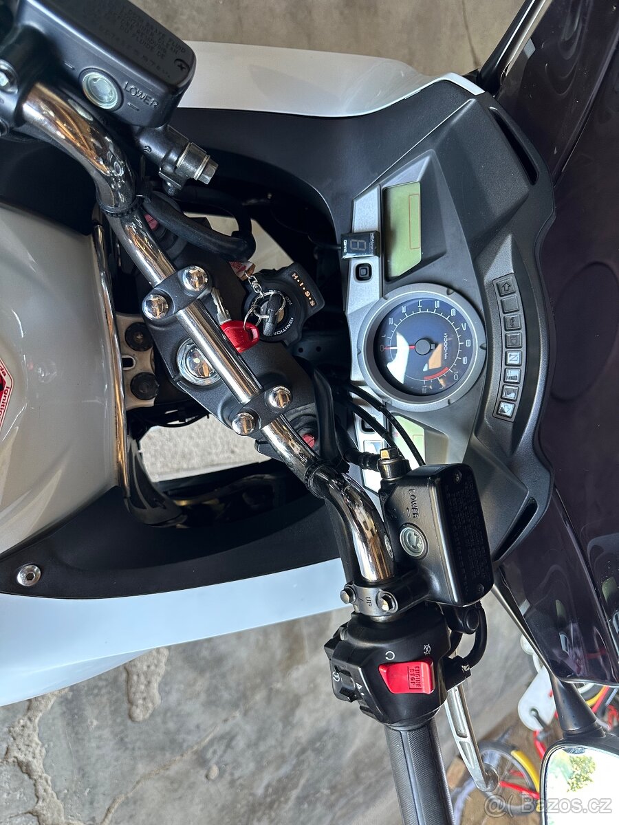 Honda cbf 1000 - 13