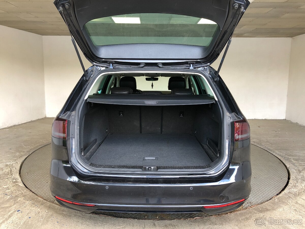 VOLKSWAGEN PASSAT VARIANT 2.0 TDI DSG - 13