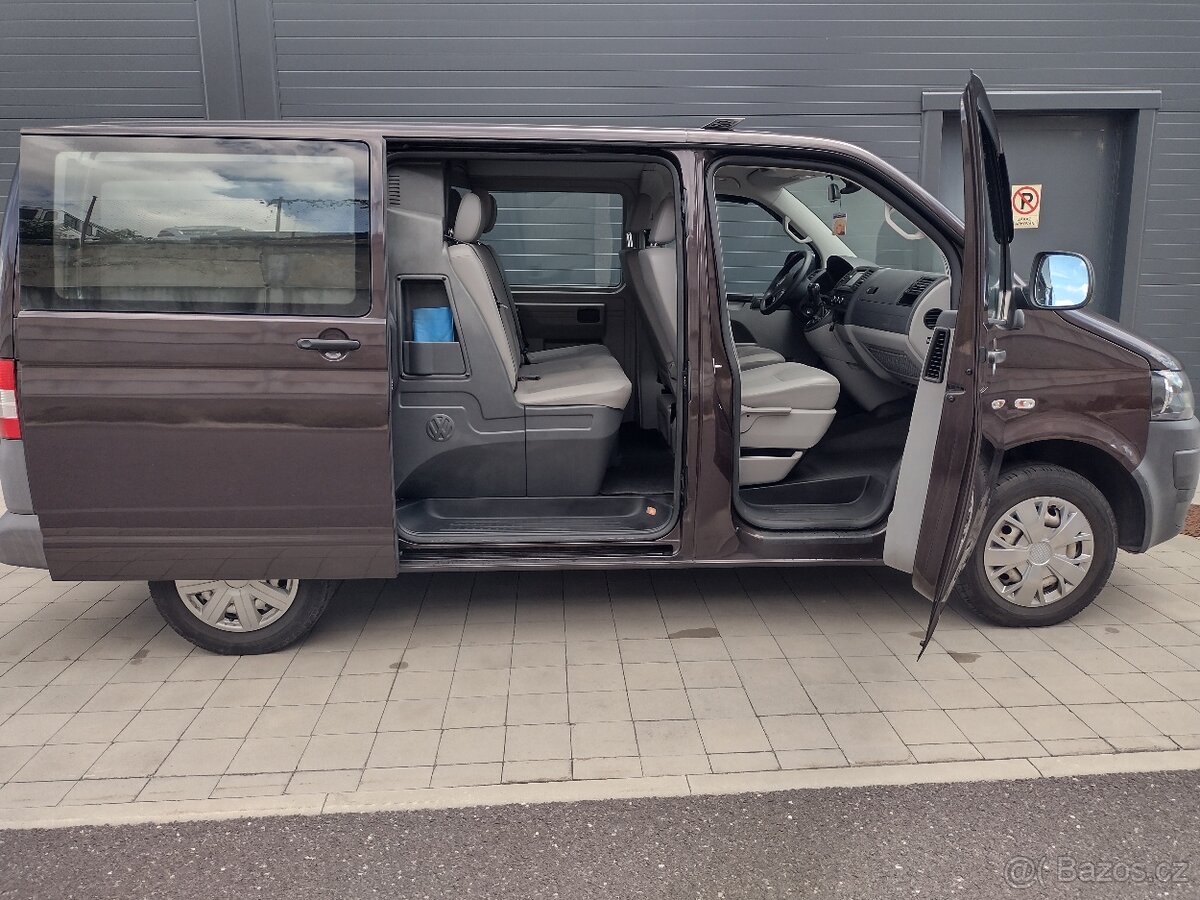 VW Transporter T5.1 2.0TDI -- DSG - 13