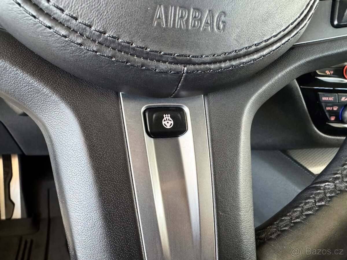 BMW 520d xDrive M-SPORT Webast DPH - 13