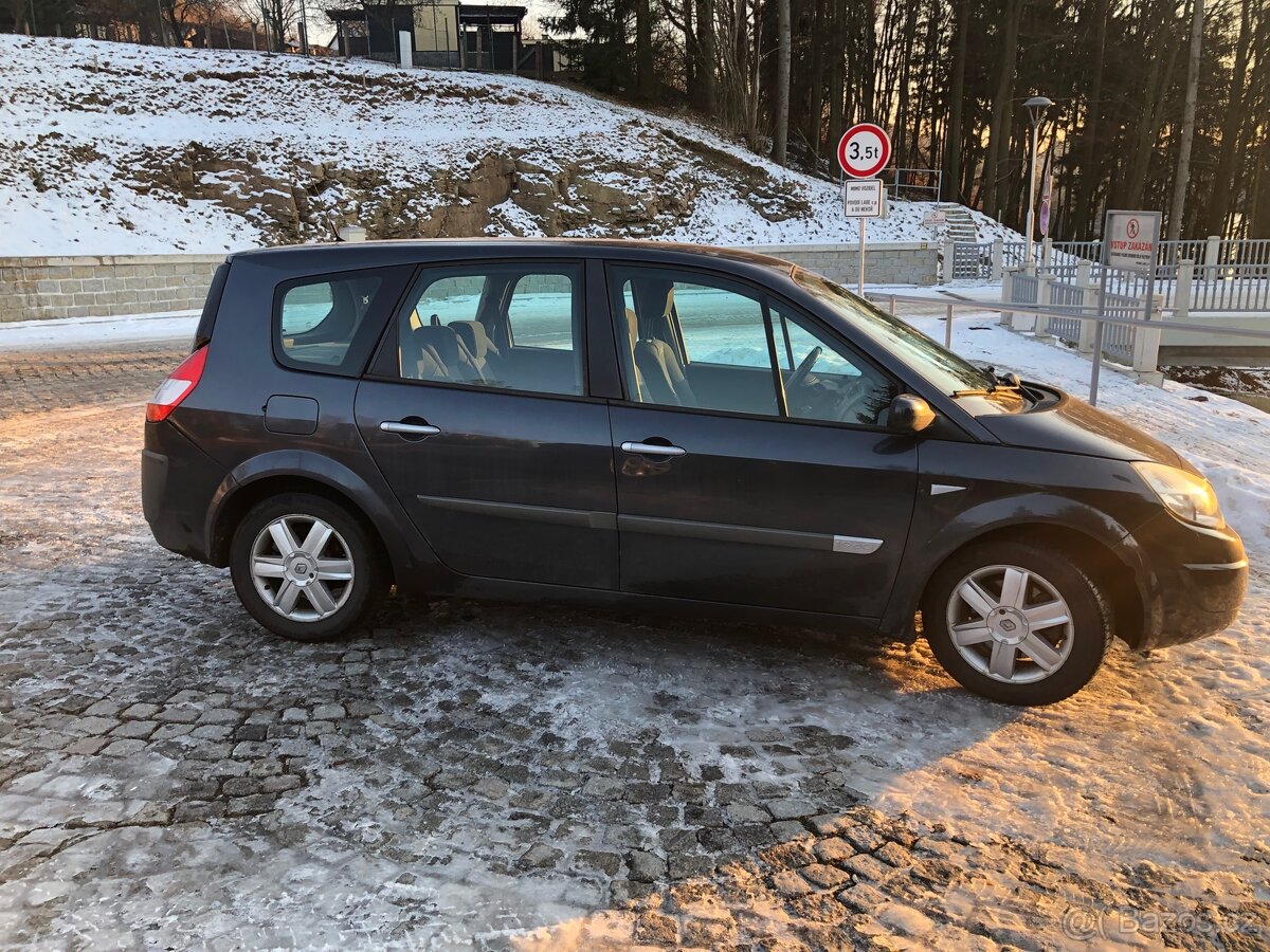 Renault Mégane grand scenic - 13