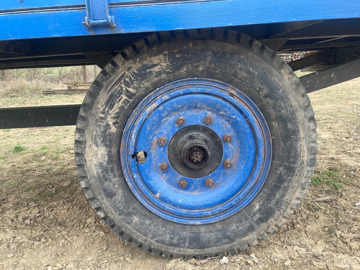 Vlečka za traktor, jednonápravová - 13