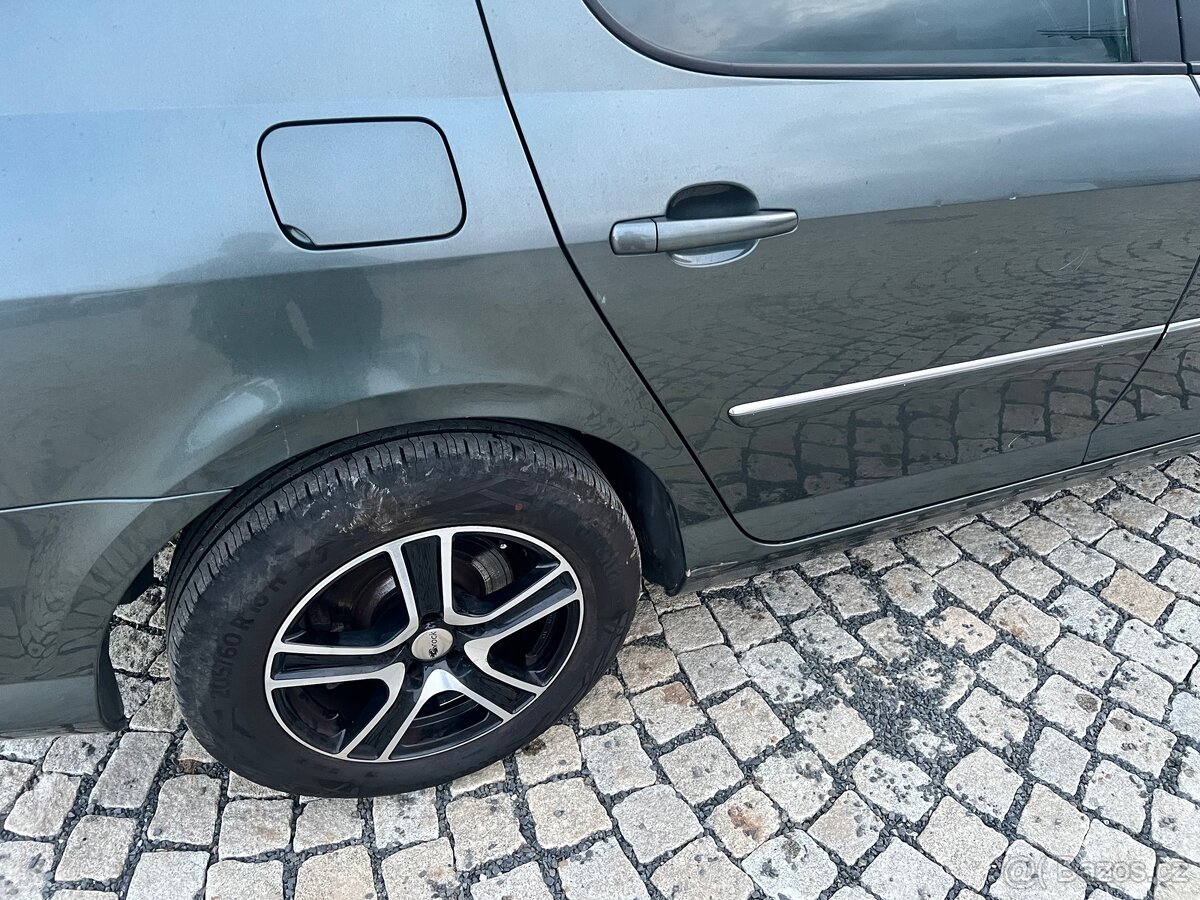Peugeot 407 1.6HDI 80kw - 13