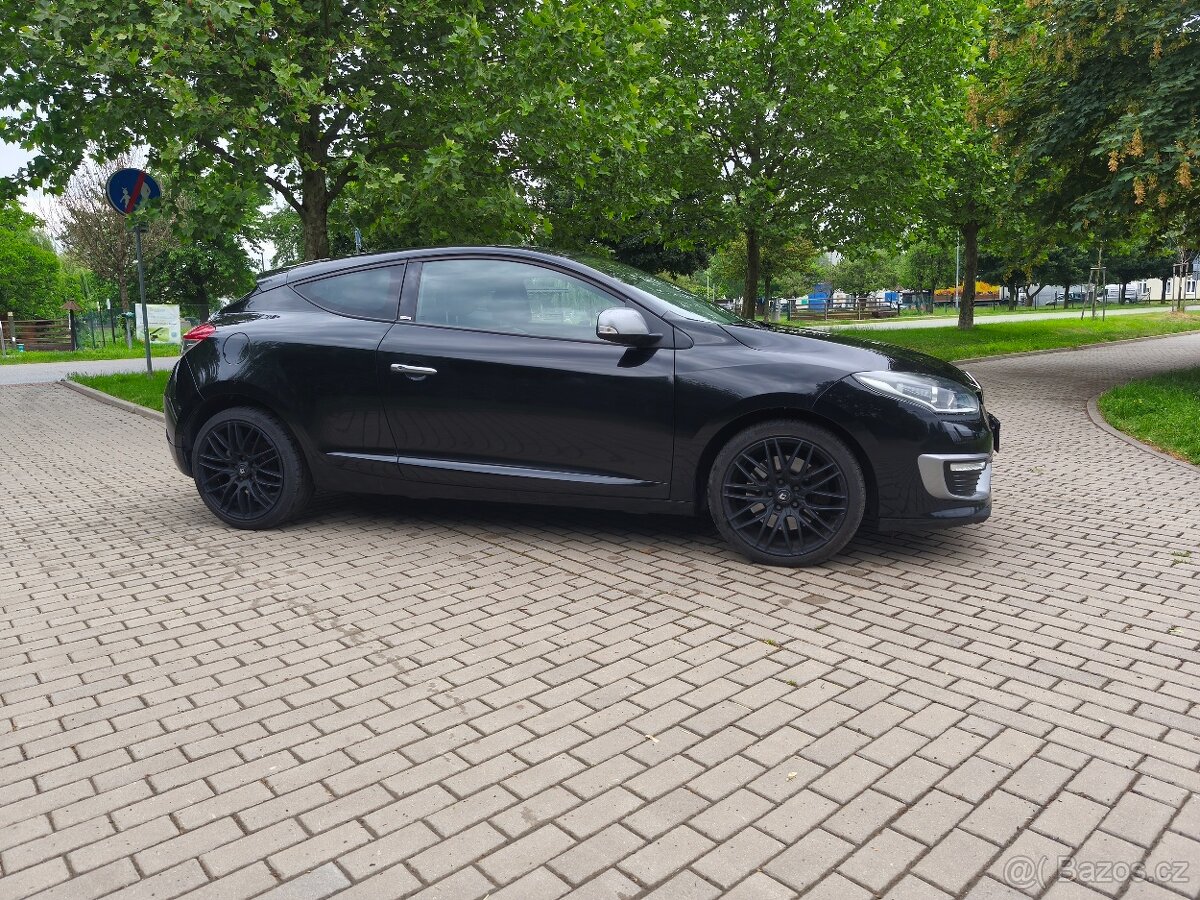 Renault Megane 2.0 Tce 220 GT kupe - 13