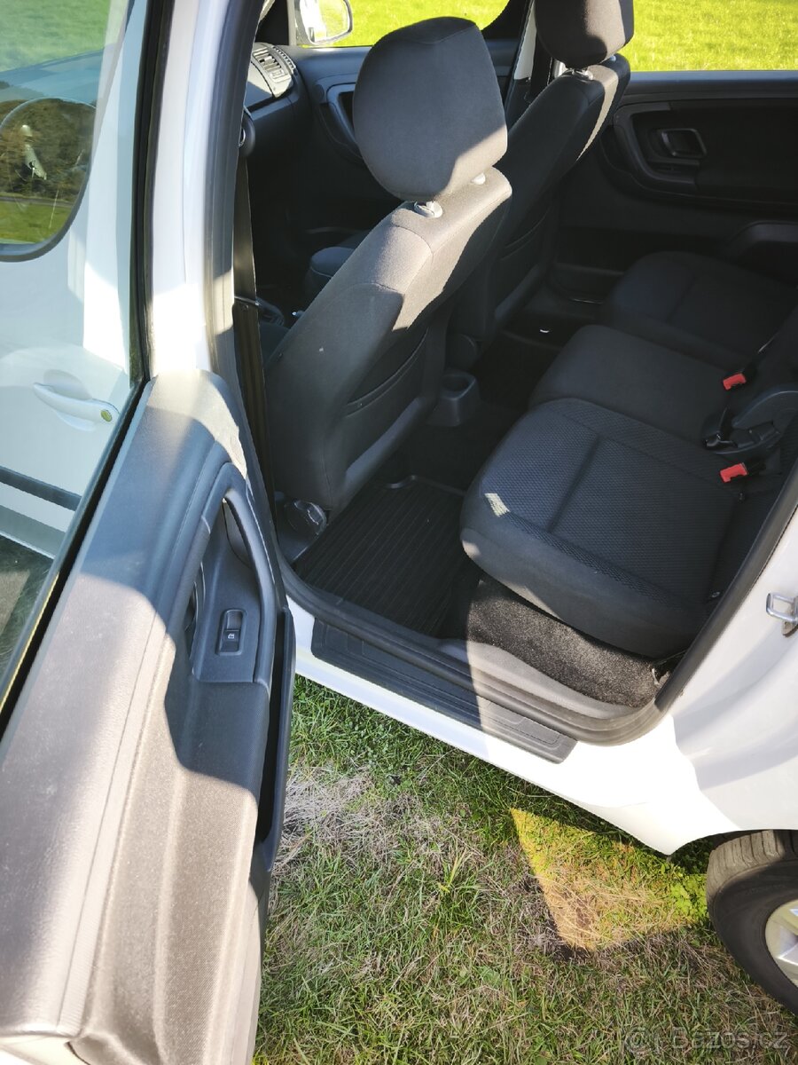 Škoda Roomster 1.2TSI - 13