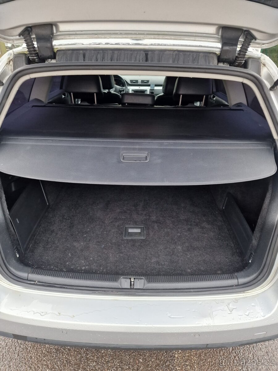 Volkswagen Passat combi highline - 13