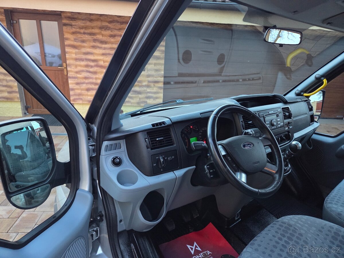 Ford Transit 2.2 TDCi FT 300 M Trend L2H2 9míst - 13