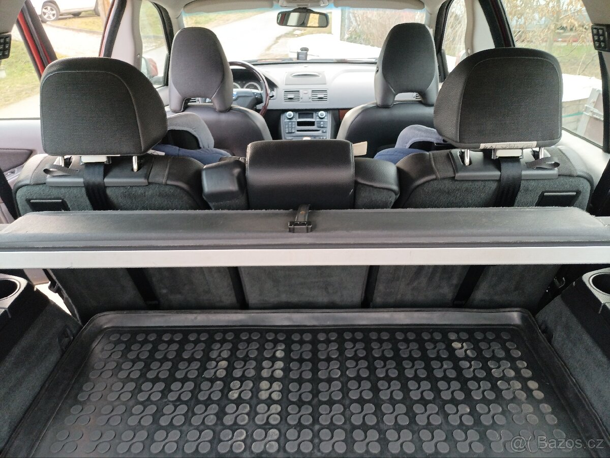 Volvo XC90 D5 AWD, rok výroby 09/2013 - 13