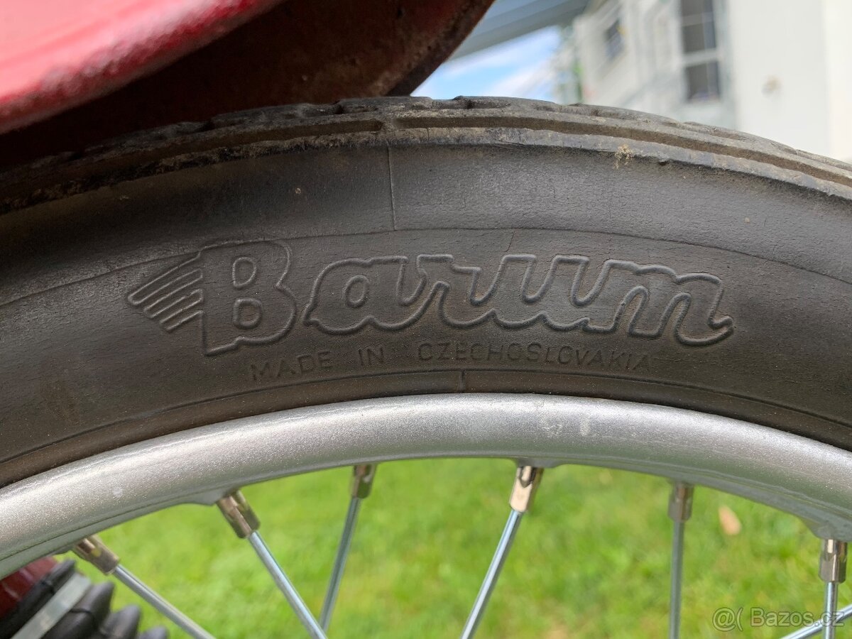 Jawa 555, kráska z 60. let - 13