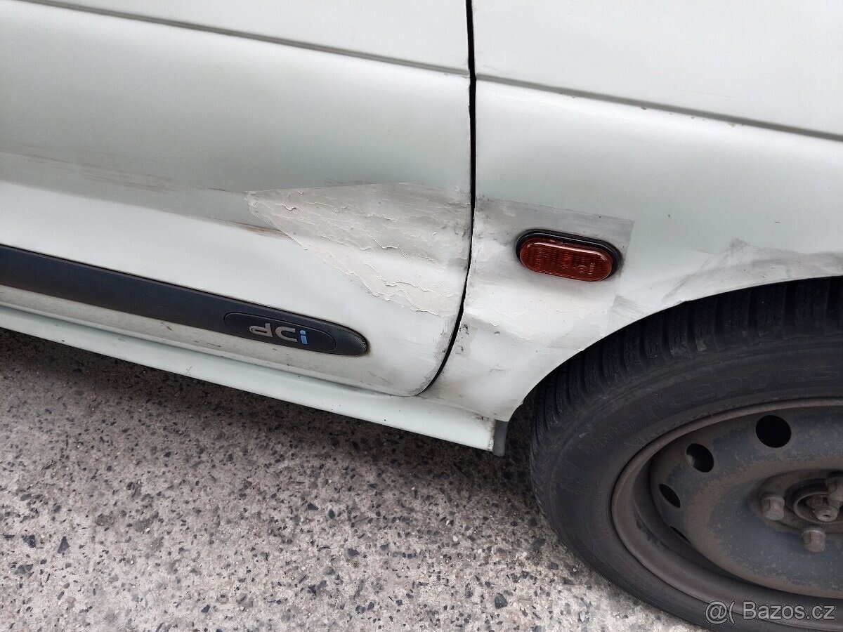 Renault Megane 1.9dci - 13