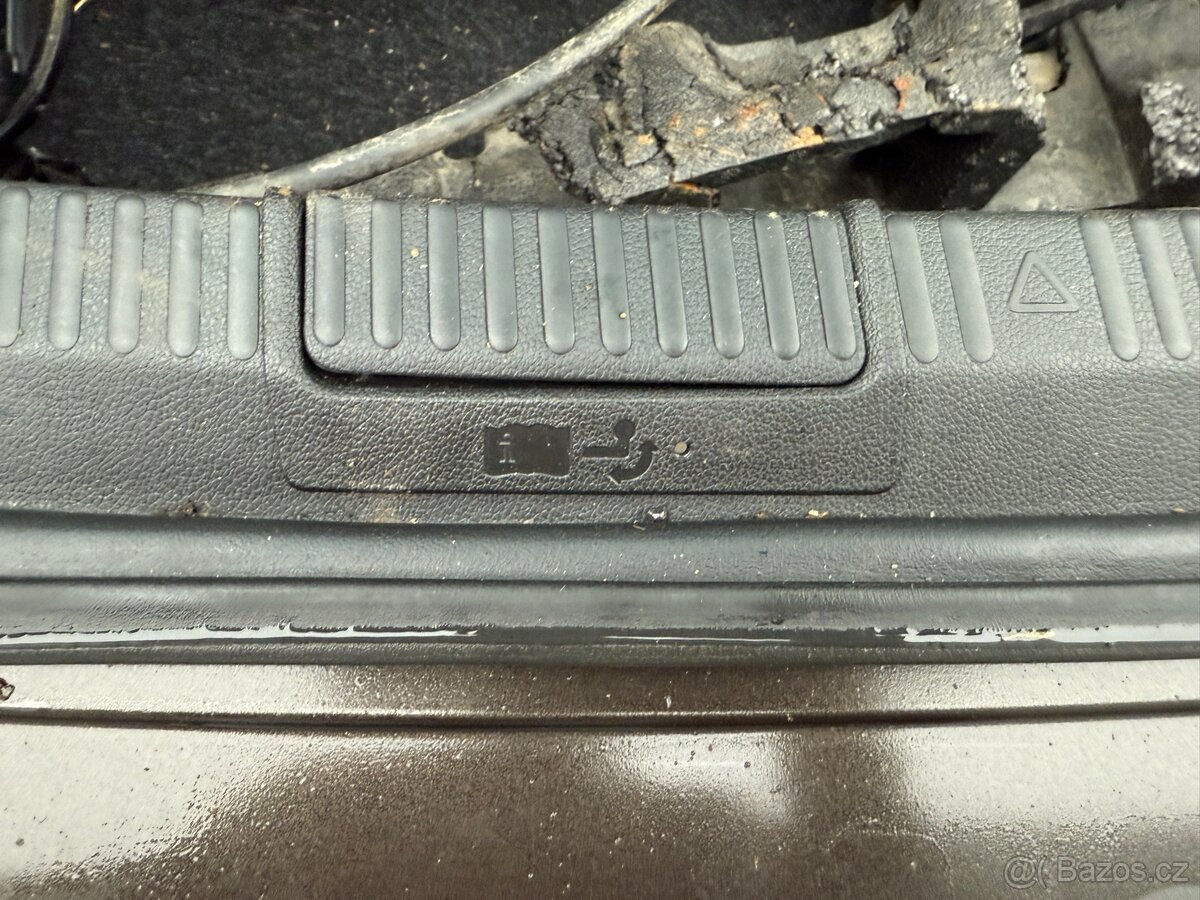 PRODANO ŠKODA SUPERB III 2.0 TDI 140kw 2017 ČR DPH - 13