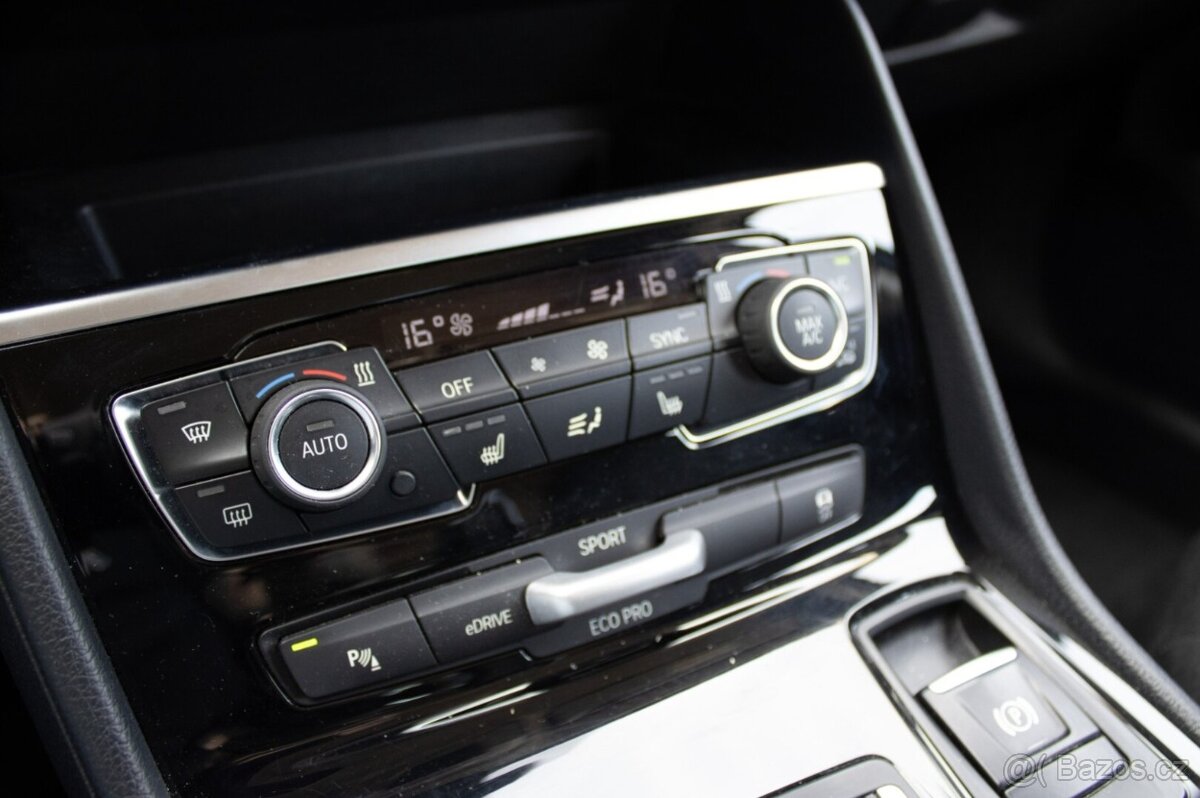 BMW Rad 2 Active Tourer 225xe iPerformance A/T - 13