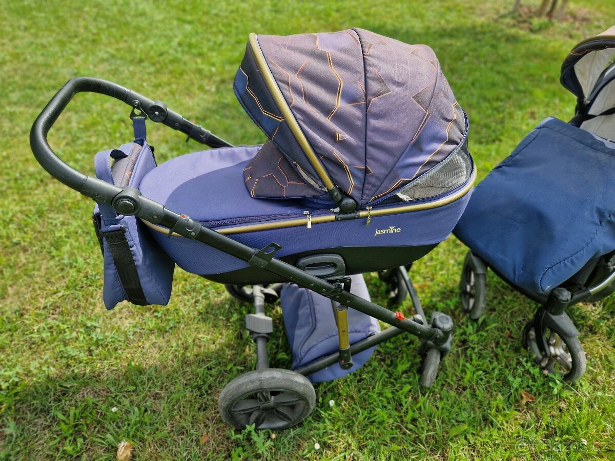 Dětský kočárek JASMINE 2x + autosedačka + síťka proti hmyzu - 13