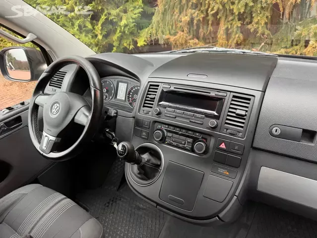 VW Multivan T5 2.0TDI 103kW Match, 2xšoupačky,Webasto,Tažné. - 13