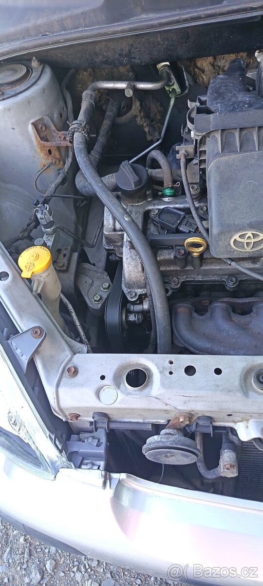 Toyota Yaris - 13