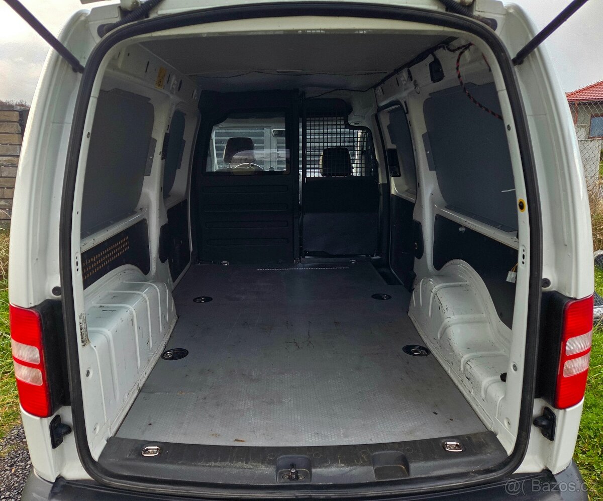 VW Caddy 2.0 TDI MAXI 4Motion - 13