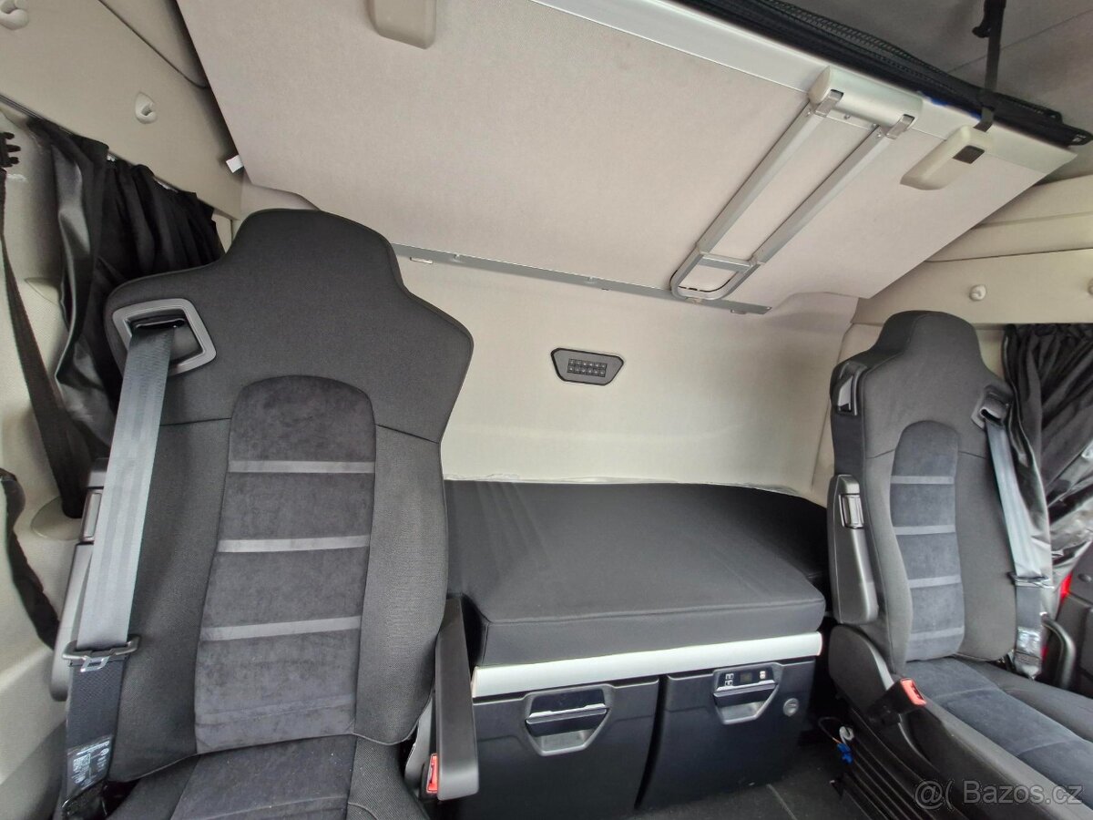 Iveco S-WAY, AS440/530hp/Low Deck/ nové - 13