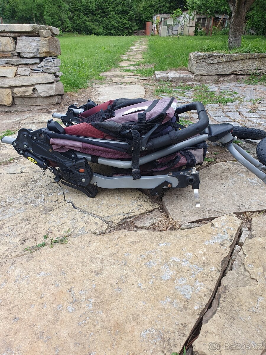 skládací terénní kočárek B.O.B - 13