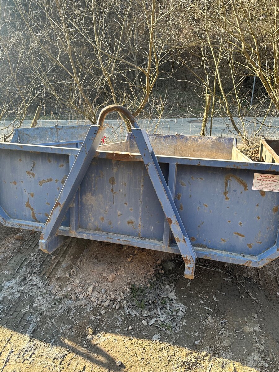 Hákový kontejner typ Avia - 13