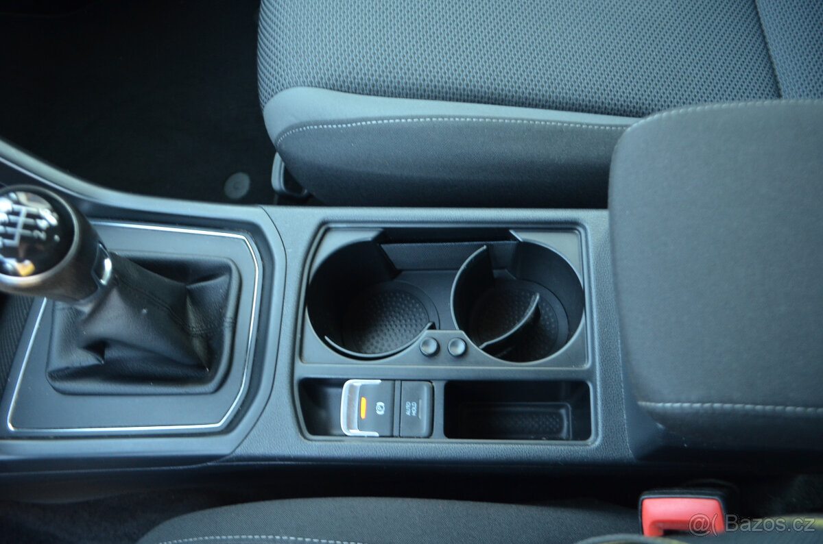 PRODÁM VW TOURAN 1.2TSI 7 MÍST 2016 FACELIFT - - 13